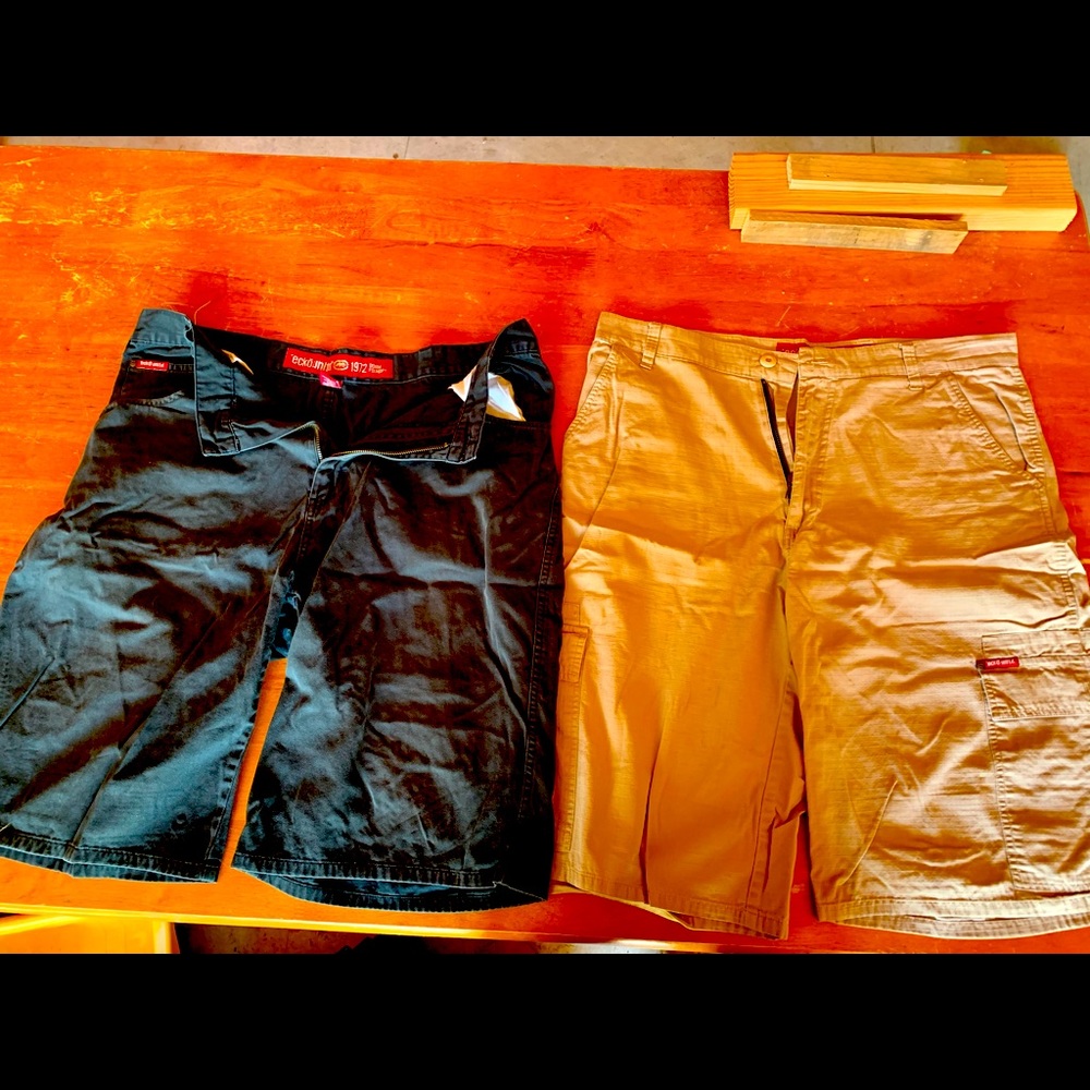 Ecko Unlimited Men’s 2 pack of shorts - 34 waist